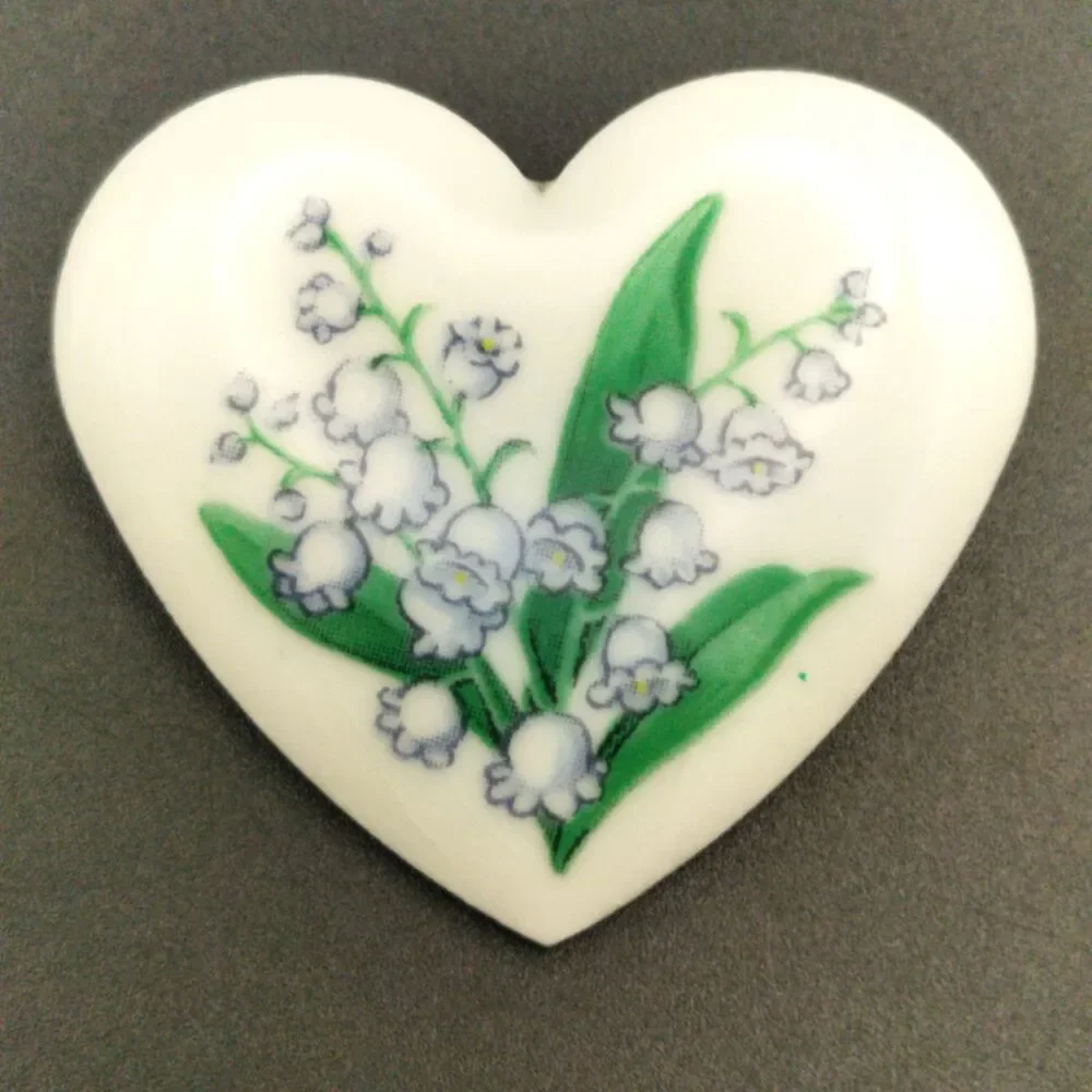 Vintage AVON Heart Pin Brooch Lily of the Valley Flower White Green Blue